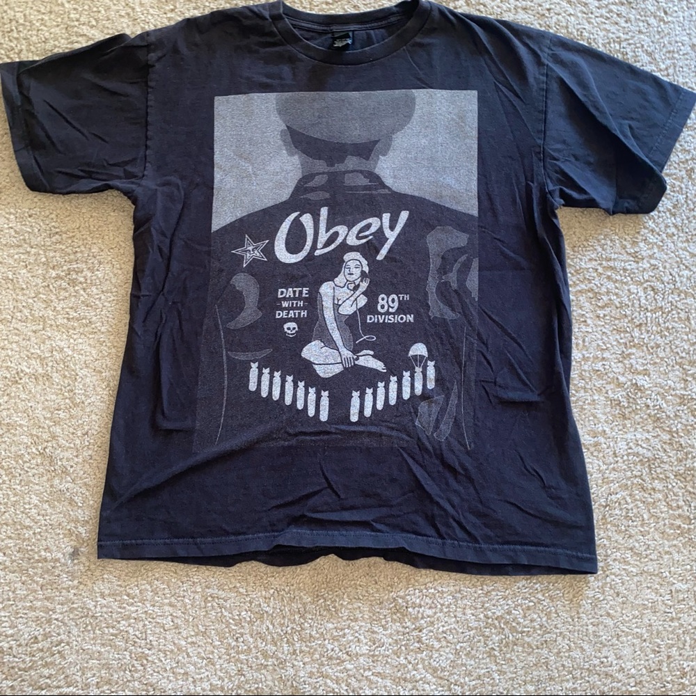 Men’s Black Obey Propaganda Short Sleeve T-shirt Size Large